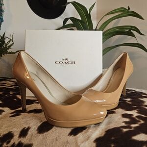 Coach Women's Tan Patent Leather Pumps
